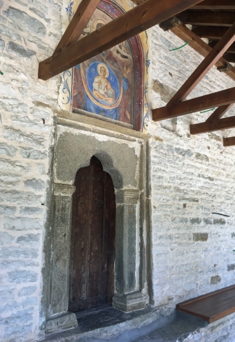 koukouli_church_door